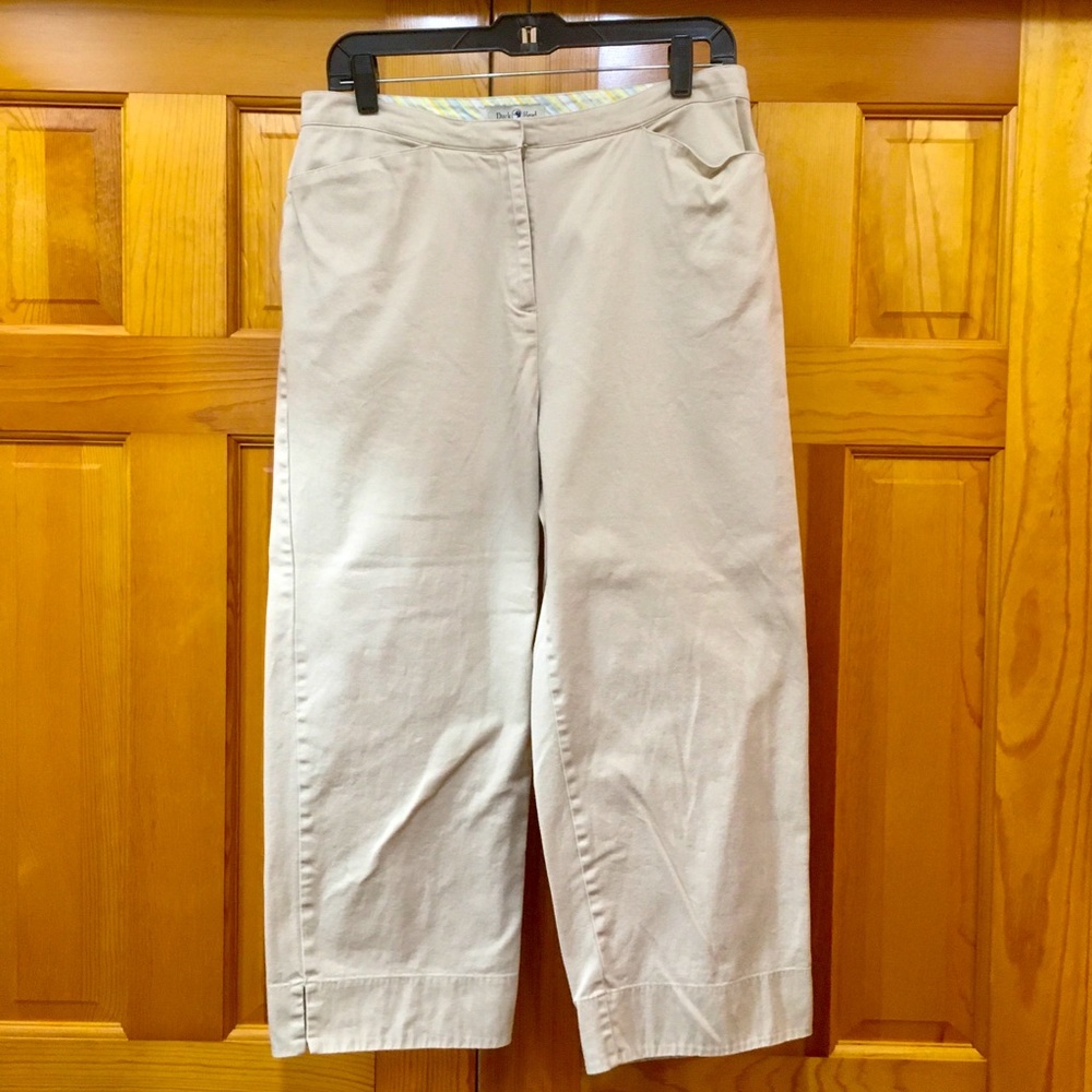 3/$20 Duck Head tan capris